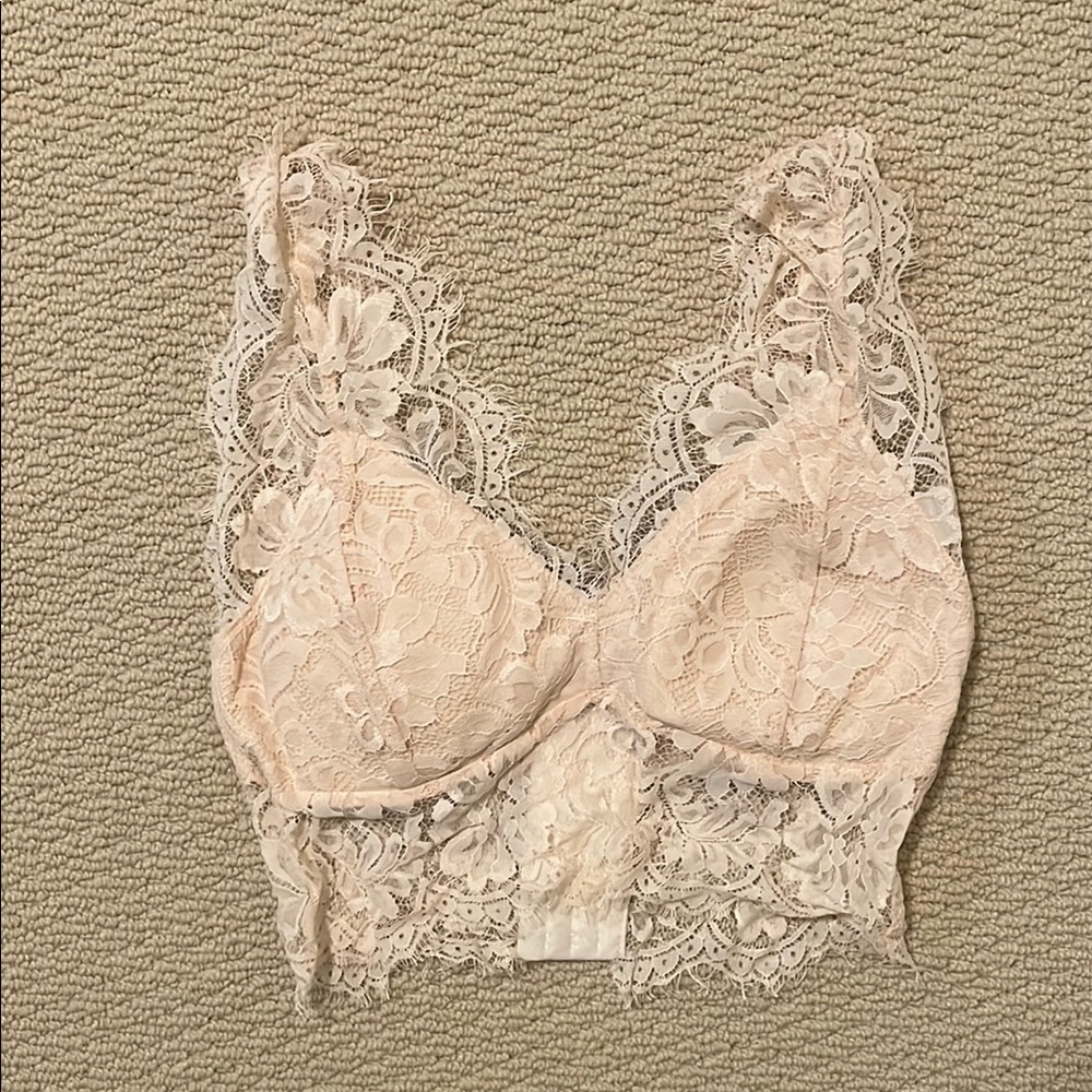 Urban | Lace Bralette